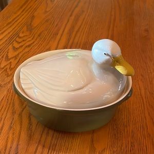 Vintage Carbone ceramic duck casserole dish